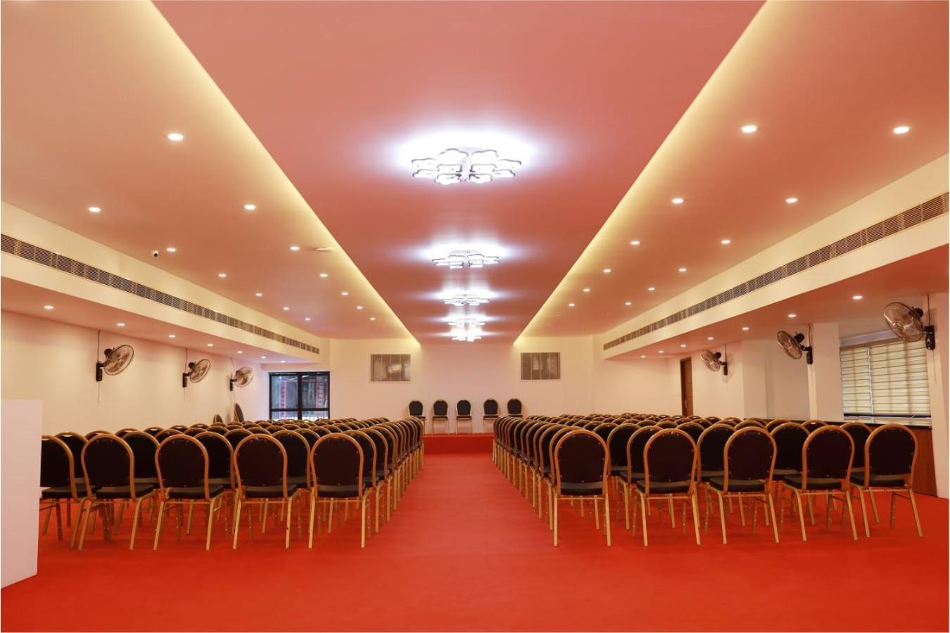 Pearl Residency Hotel Ayoor Kültér fotó