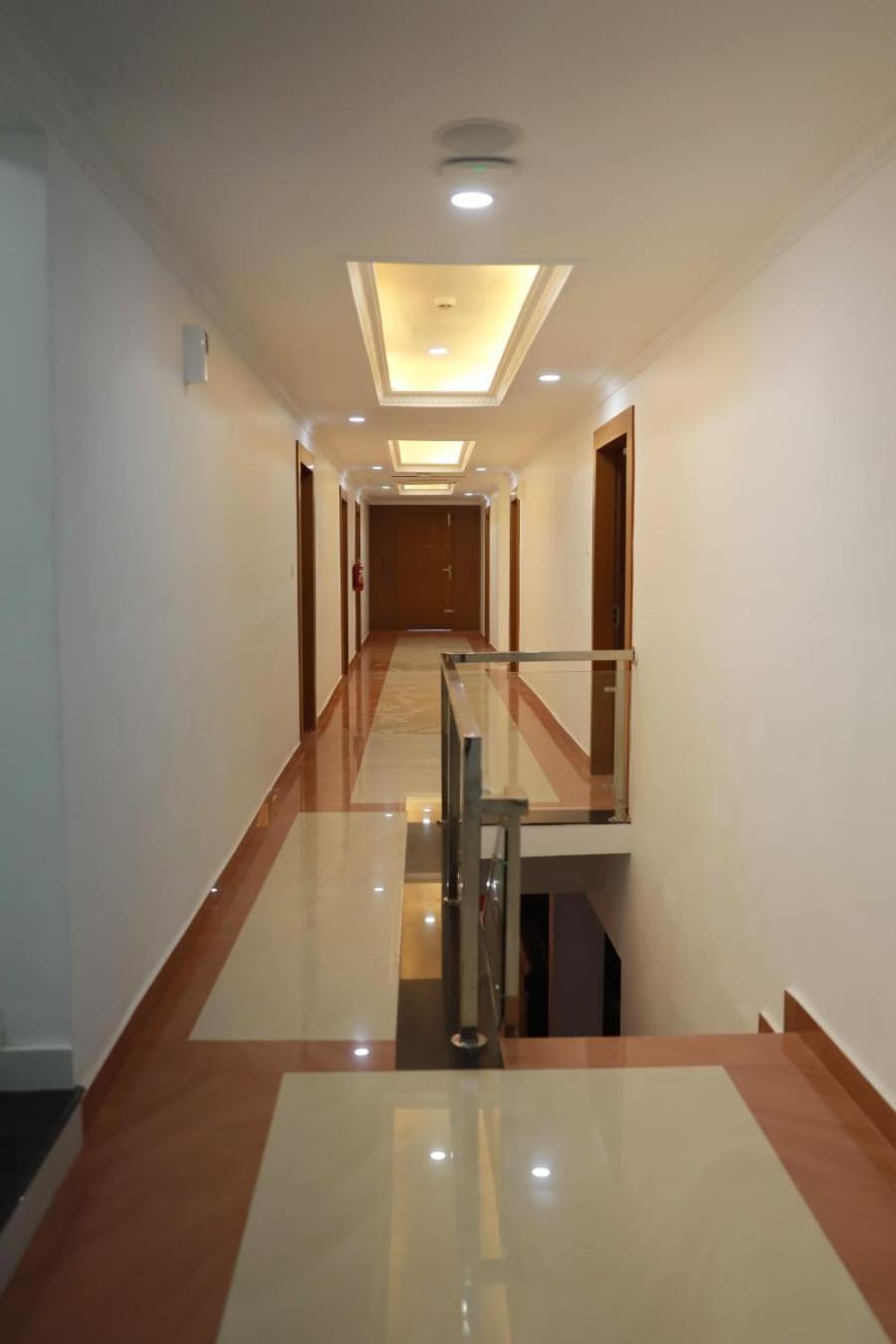 Pearl Residency Hotel Ayoor Kültér fotó